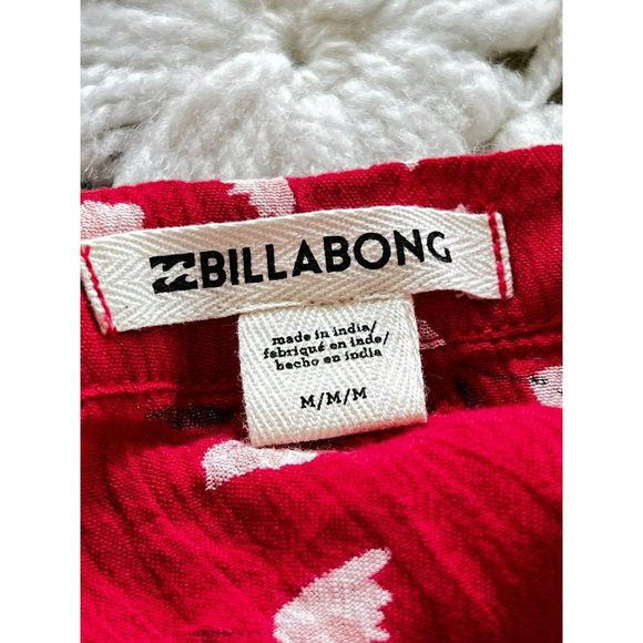 New BILLABONG Bohemian Red White Floral Flared Bell Sleeve Top Size Medium NWT - Picture 6 of 12